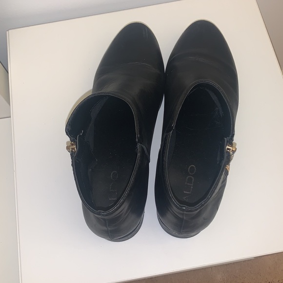 Genuine leather booties - Picture 2 of 5